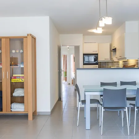 Lecomte - The Shoreline - 232 Apartment